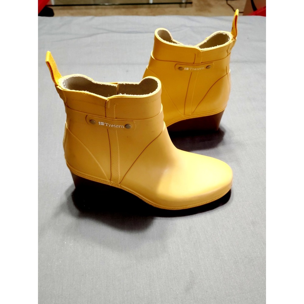 NWOB Tretorn Plask Mid Rain Boot Women 35/5Yellow Ankle Wedge Waterproof Pull On